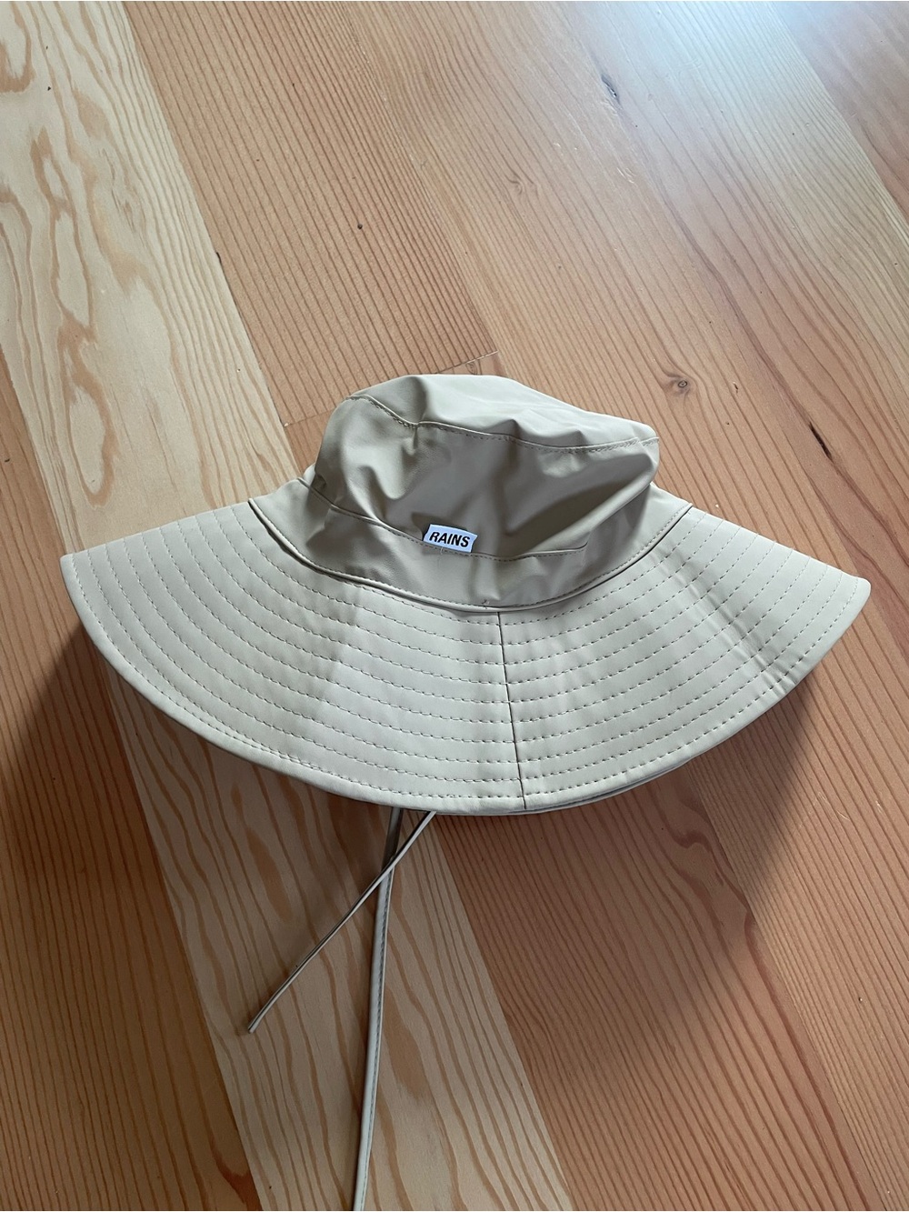 Rains Bonnie hat Beige Wide-Brim Sun & Rain Hat s1 xs-m